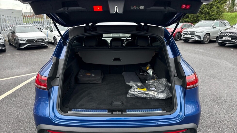 Used Mercedes-Benz EQC 2023 for sale - 76458778: Photo 17
