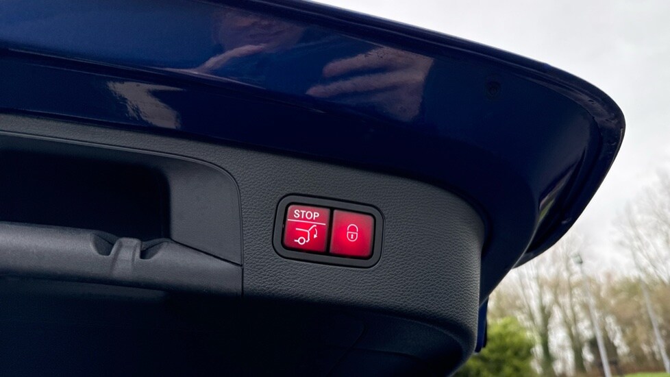 Used Mercedes-Benz EQC 2023 for sale - 76458778: Photo 18