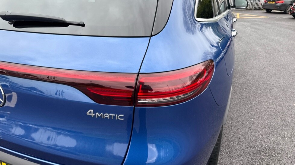 Used Mercedes-Benz EQC 2023 for sale - 76458778: Photo 21