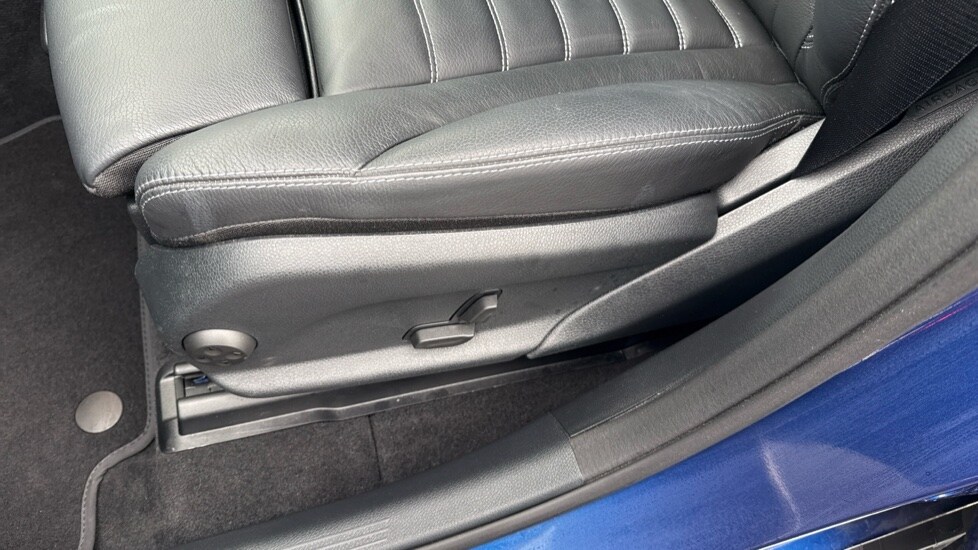 Used Mercedes-Benz EQC 2023 for sale - 76458778: Photo 39