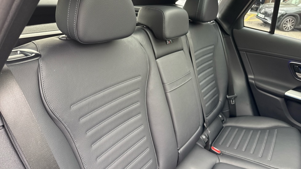 Used Mercedes-Benz GLC 2024 for sale - 76074505: Photo 15