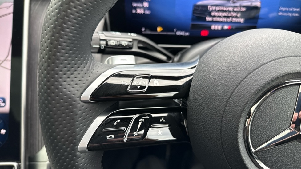 Used Mercedes-Benz GLC 2024 for sale - 76074505: Photo 30