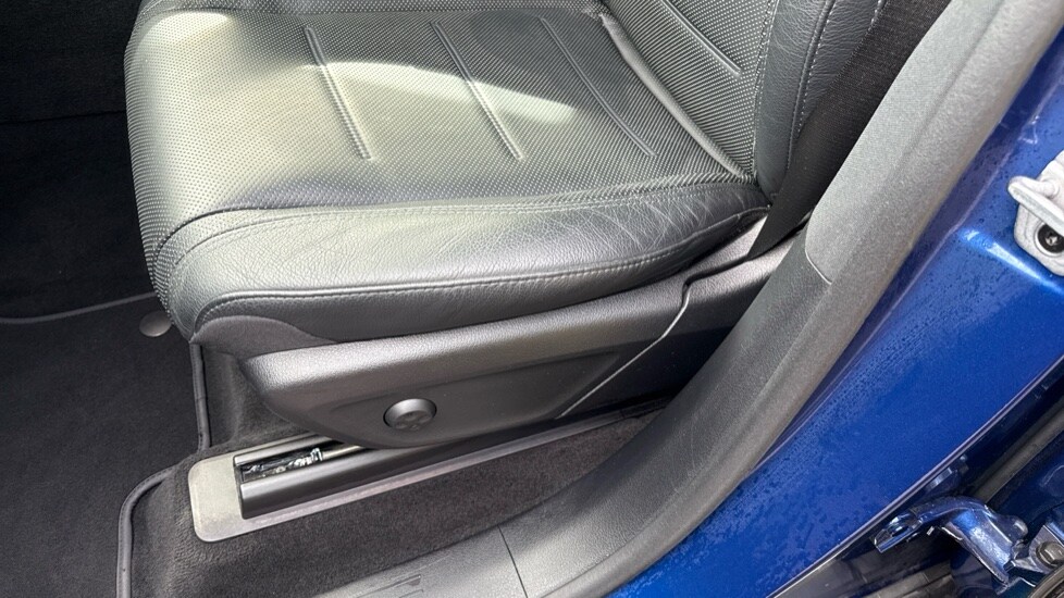 Used Mercedes-Benz GLE 2021 for sale - 75972575: Photo 39