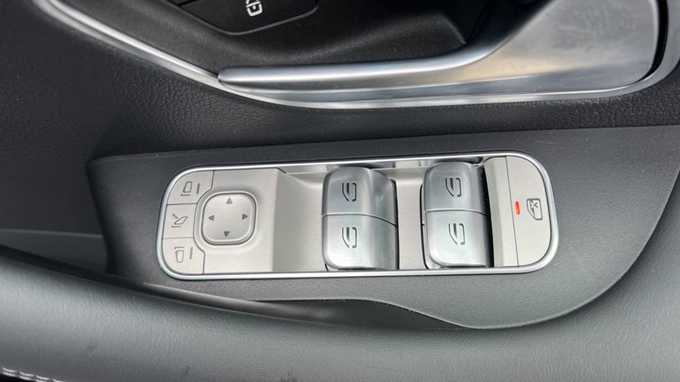 Used Mercedes-Benz GLE 2021 for sale - 75972575: Photo 56