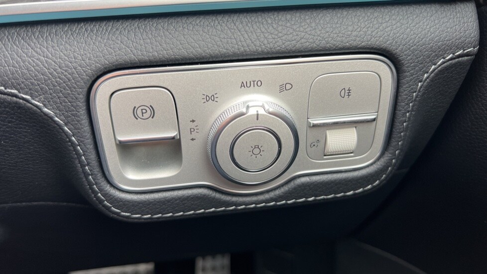 Used Mercedes-Benz GLE 2021 for sale - 75972575: Photo 60