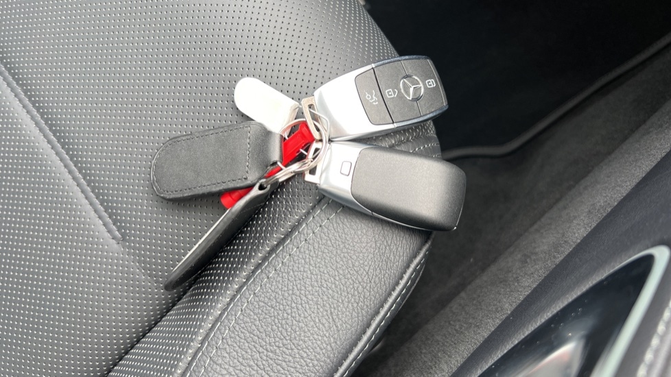 Used Mercedes-Benz GLE 2021 for sale - 75972575: Photo 76