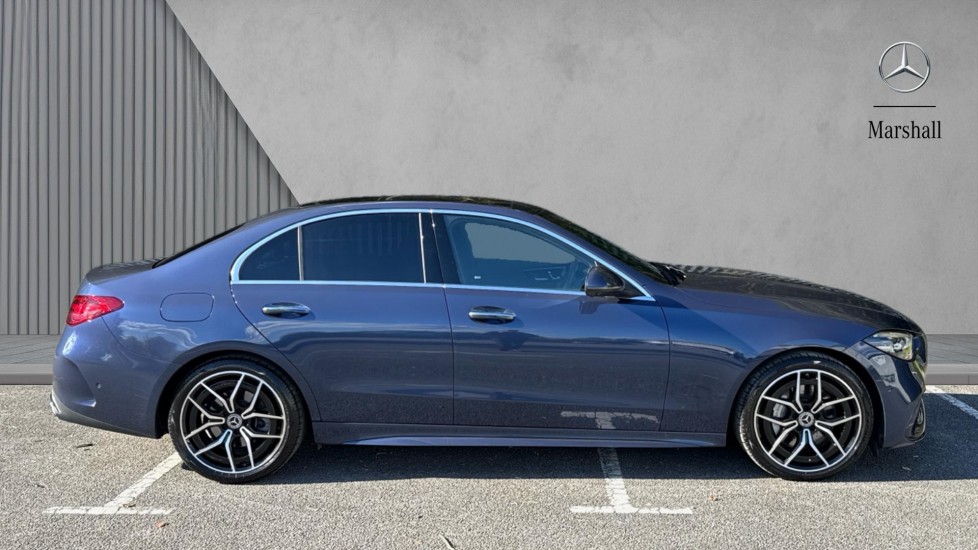 Used Mercedes-Benz C-Class 2024 for sale - 76018198: Photo 4