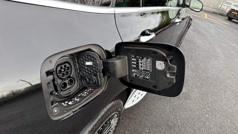 Used Mercedes-Benz EQC 2022 for sale - 76894598: Photo 28