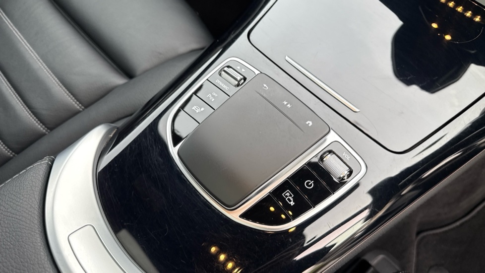 Used Mercedes-Benz EQC 2022 for sale - 76894598: Photo 35