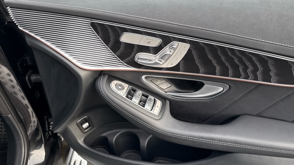 Used Mercedes-Benz EQC 2022 for sale - 76894598: Photo 37