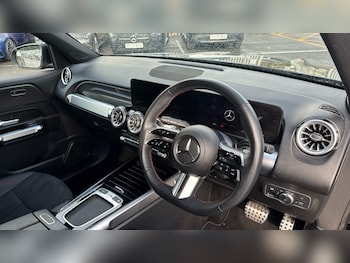 Used Mercedes-Benz GLB 2025 for sale - 76261633: Photo
