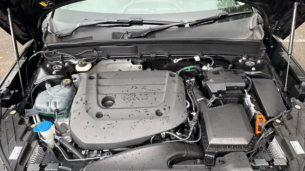 Used Volvo XC40 2024 for sale - 76350871: Photo 16