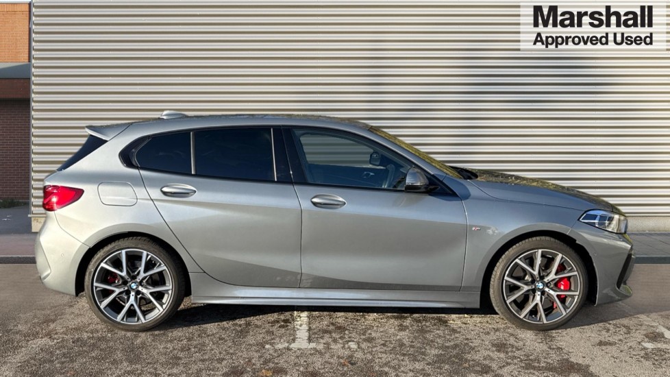 Used BMW 1 Series 2024 for sale - 76580216: Photo 2