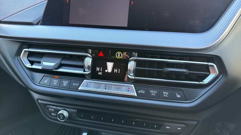 Used BMW 1 Series 2024 for sale - 76580216: Photo 32