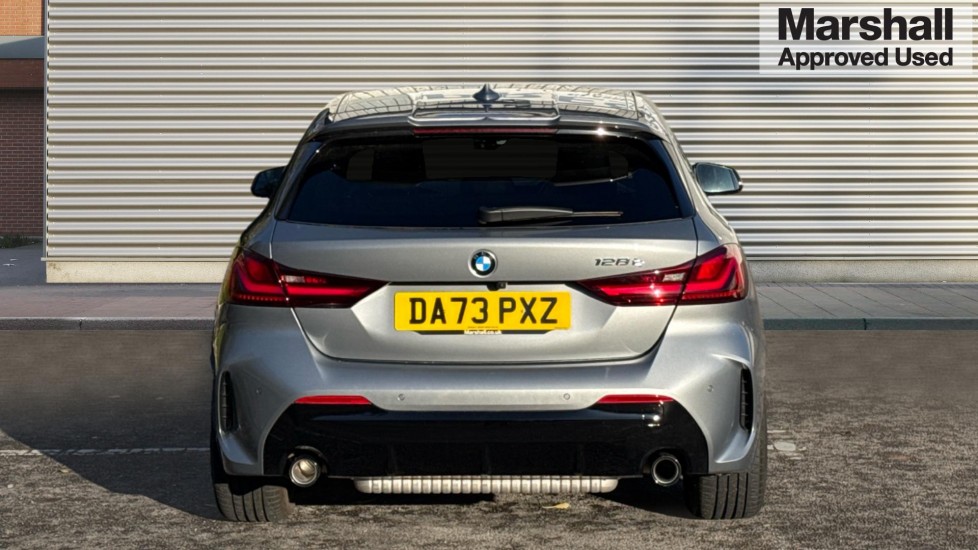 Used BMW 1 Series 2024 for sale - 76580216: Photo 4