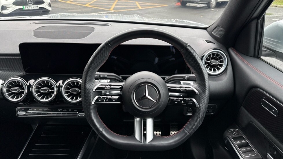 Used Mercedes-Benz GLB 2024 for sale - 76458867: Photo 12