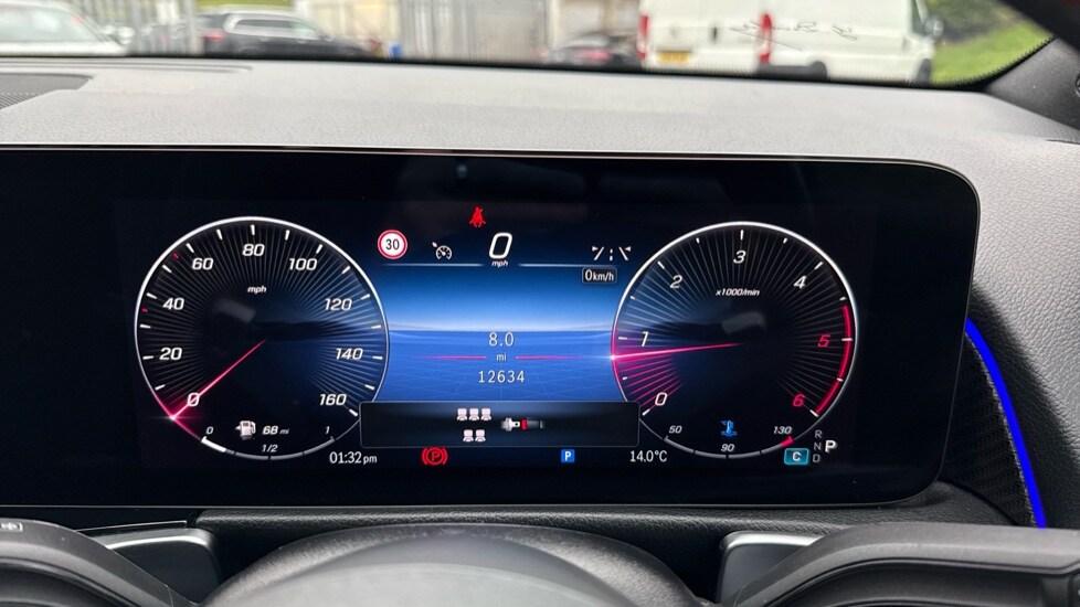 Used Mercedes-Benz GLB 2024 for sale - 76458867: Photo 16