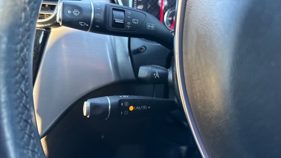 Used Mercedes-Benz GLE 2018 for sale - 76854710: Photo 32