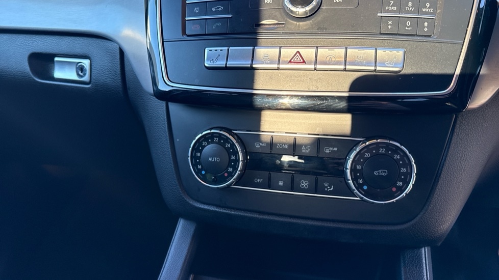 Used Mercedes-Benz GLE 2018 for sale - 76854710: Photo 36