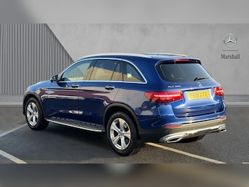 Used Mercedes-Benz GLC 2019 for sale - 76999290: Photo