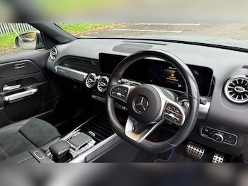 Used Mercedes-Benz GLB 2021 for sale - 76366426: Photo