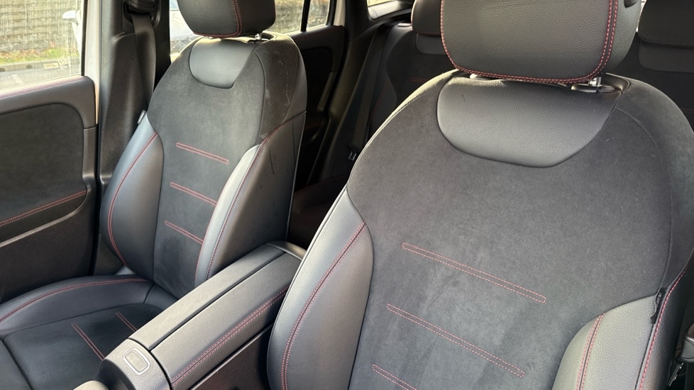 Used Mercedes-Benz GLA 2022 for sale - 76861816: Photo 14