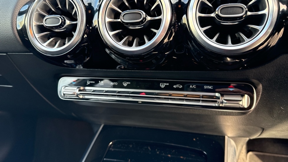 Used Mercedes-Benz GLA 2022 for sale - 76861816: Photo 36