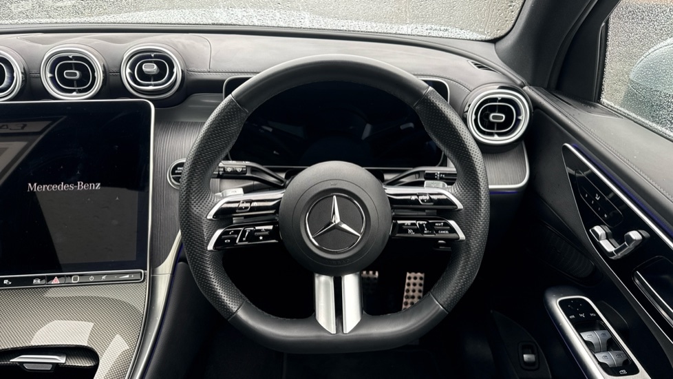 Used Mercedes-Benz GLC 2025 for sale - 76261500: Photo 12