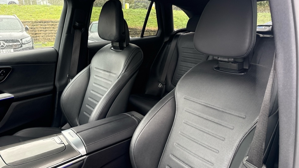 Used Mercedes-Benz GLC 2025 for sale - 76261500: Photo 14