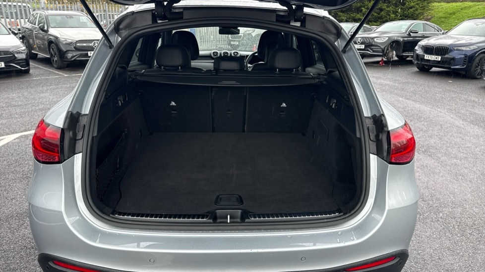 Used Mercedes-Benz GLC 2025 for sale - 76261500: Photo 17
