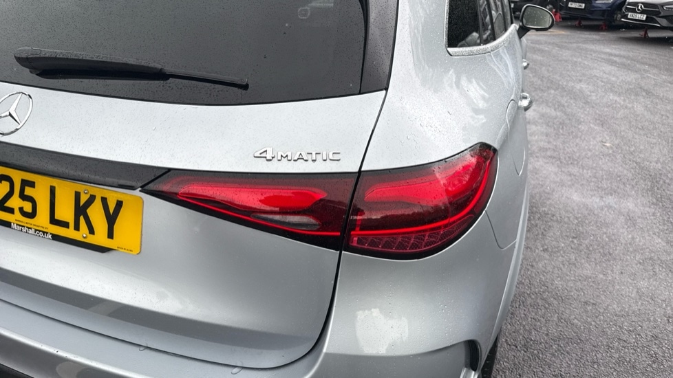Used Mercedes-Benz GLC 2025 for sale - 76261500: Photo 21