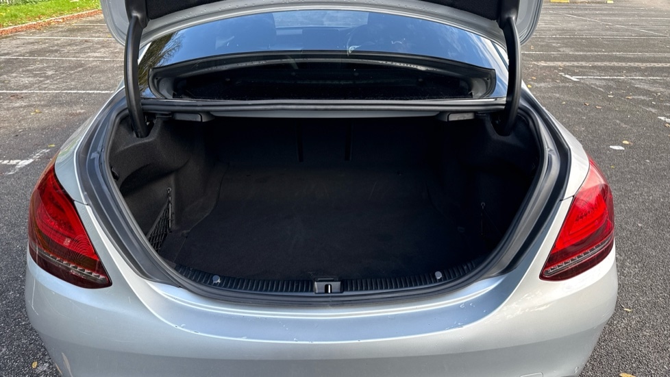 Used Mercedes-Benz GLA 2021 for sale - 76272950: Photo 17