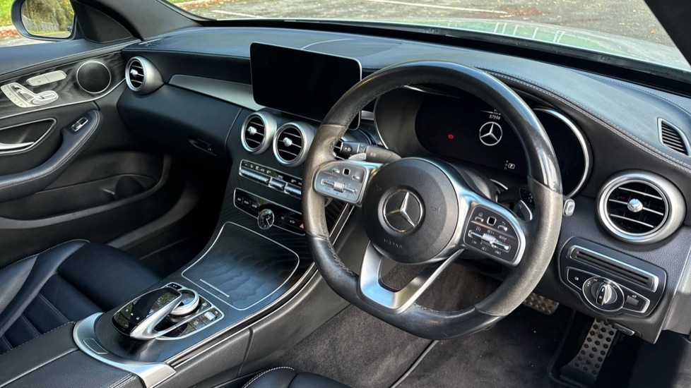 Used Mercedes-Benz GLA 2021 for sale - 76272950: Photo 3