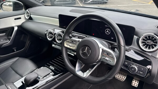 Used Mercedes-Benz CLA 2022 for sale - 76112450: Photo 3