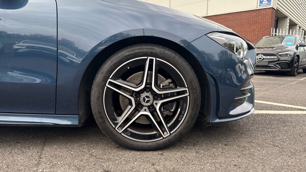 Used Mercedes-Benz CLA 2022 for sale - 76112450: Photo 5
