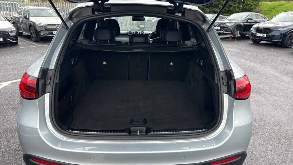 Used Mercedes-Benz GLC 2025 for sale - 76834755: Photo 17