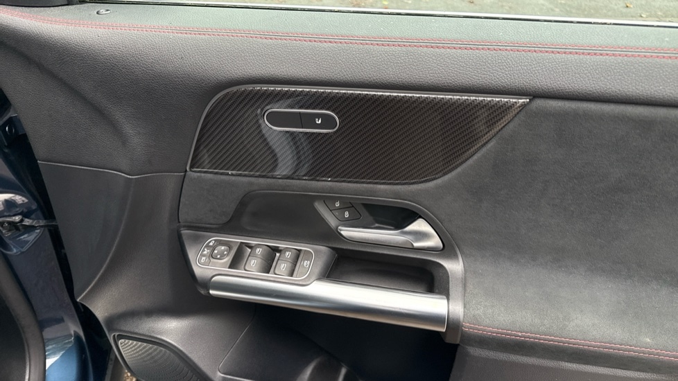 Used Mercedes-Benz GLA 2022 for sale - 76942931: Photo 37