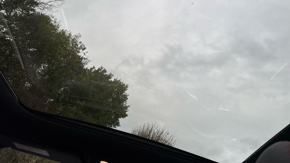 Used Mercedes-Benz GLA 2022 for sale - 76942931: Photo 38