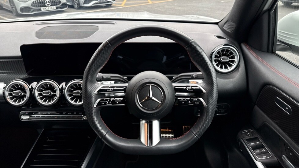 Used Mercedes-Benz GLB 2024 for sale - 76459097: Photo 12