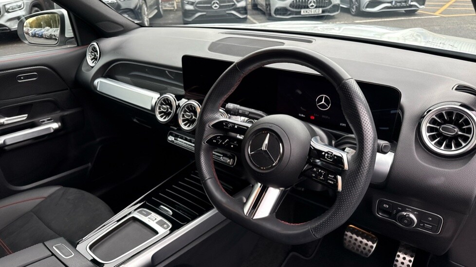 Used Mercedes-Benz GLB 2024 for sale - 76459097: Photo 3