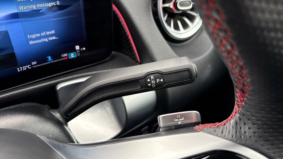 Used Mercedes-Benz GLB 2024 for sale - 76459097: Photo 31