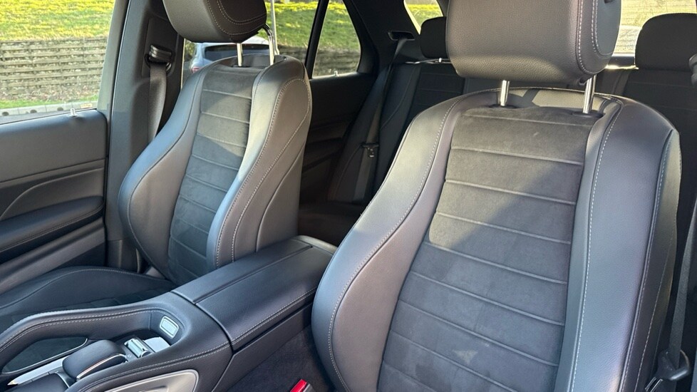 Used Mercedes-Benz GLE 2025 for sale - 77025481: Photo 14