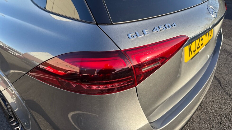 Used Mercedes-Benz GLE 2025 for sale - 77025481: Photo 21