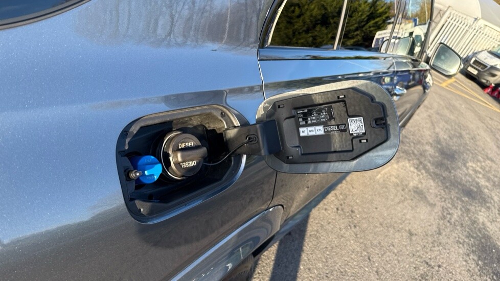 Used Mercedes-Benz GLE 2025 for sale - 77025481: Photo 28