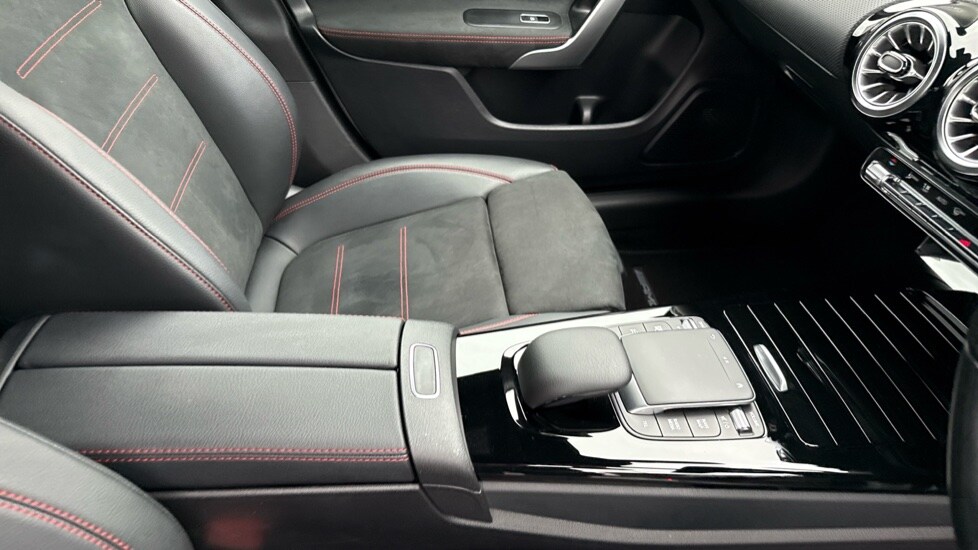 Used Mercedes-Benz CLA 2023 for sale - 76557022: Photo 34