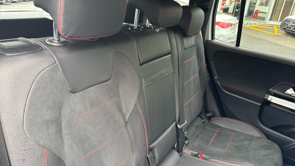 Used Mercedes-Benz GLB 2022 for sale - 76112473: Photo 15