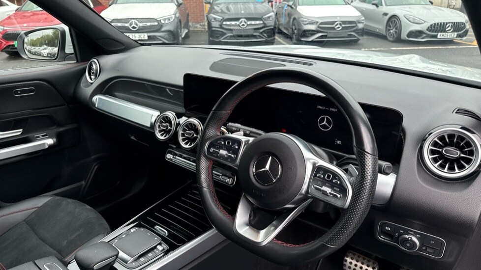 Used Mercedes-Benz GLB 2022 for sale - 76112473: Photo 3