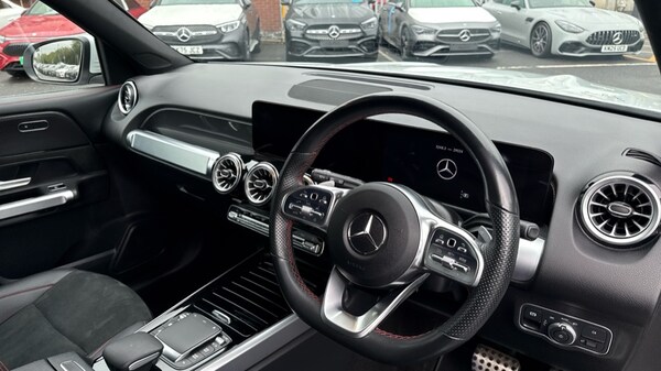 Used Mercedes-Benz GLB 2022 for sale - 76112473: Photo 3