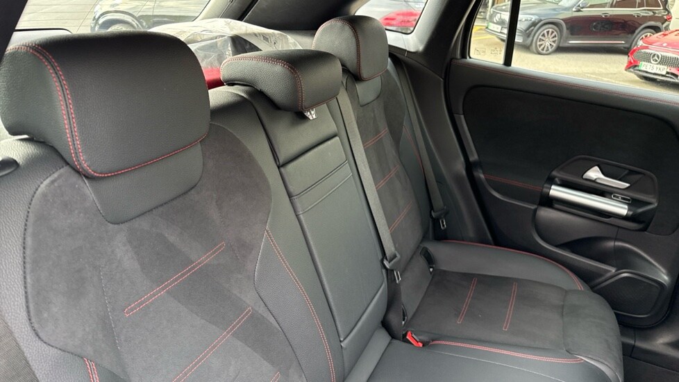 Used Mercedes-Benz EQA 2024 for sale - 76556832: Photo 15