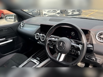 Used Mercedes-Benz EQA 2024 for sale - 76556832: Photo